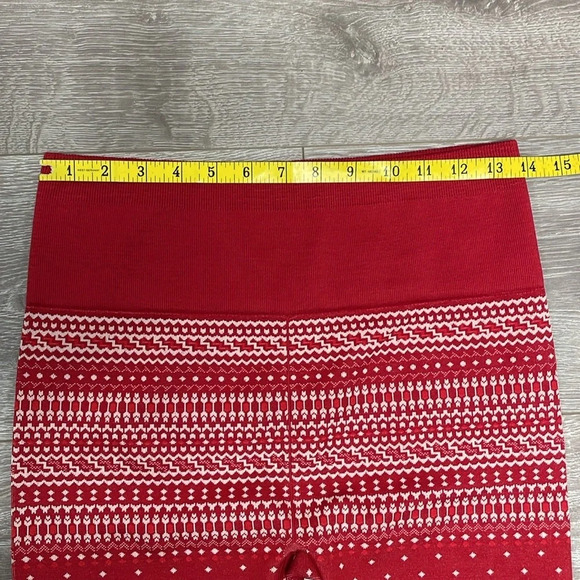 NWT Fabletics High Waisted Seamless Fair Isle Legging Red White L - Picture 8 of 16